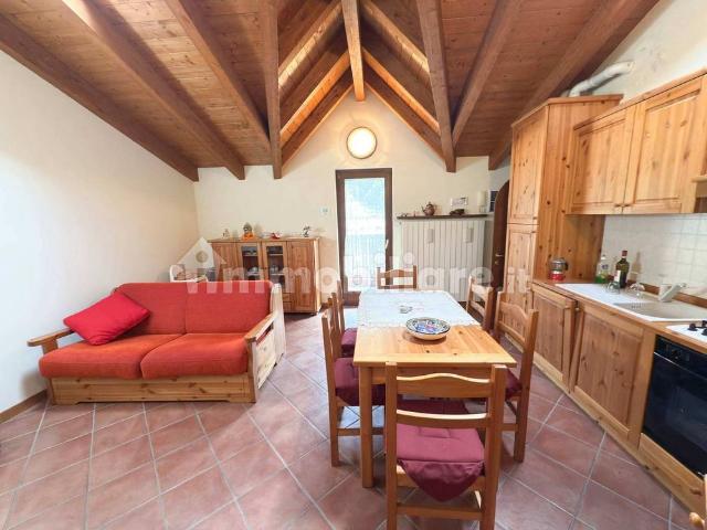 Trilocale via Giuseppe Tovini 2, San Pietro, Corteno Golgi