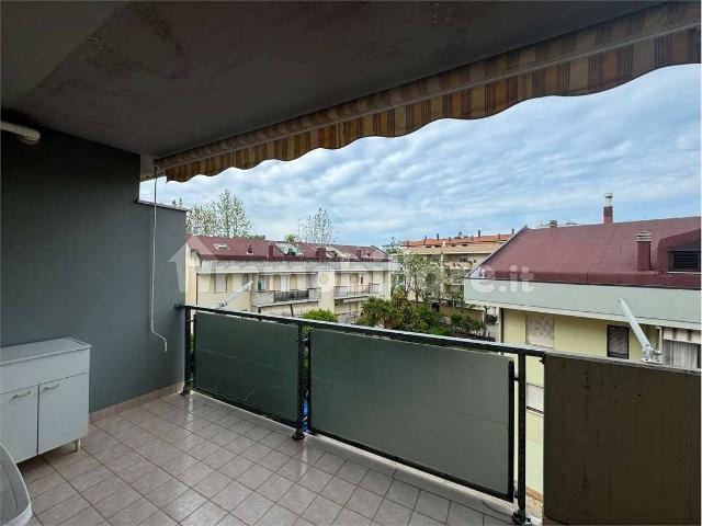 Trilocale via Gozzano, 5, Porto Allegro, Montesilvano