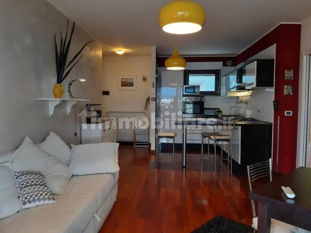 Trilocale via Inghilterra 8, Porto Allegro, Montesilvano