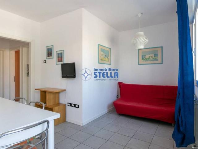 Trilocale via Ippolito Nievo 32, Lido Centro Ovest, Jesolo
