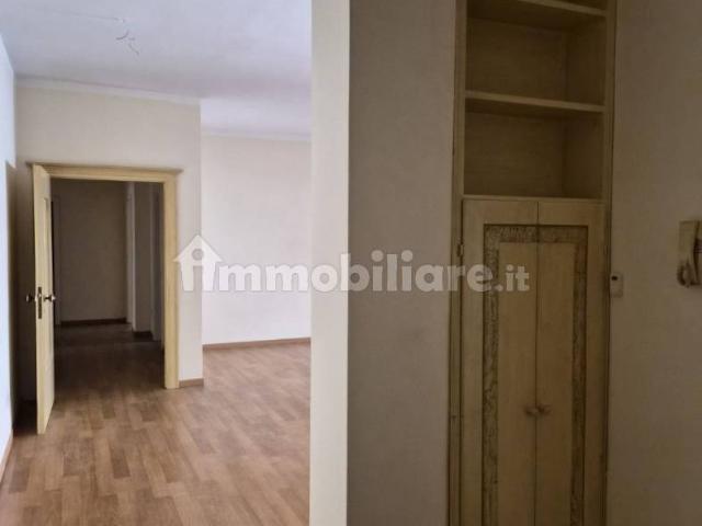 Trilocale via Ludovico Ariosto, Centro Storico, Ferrara
