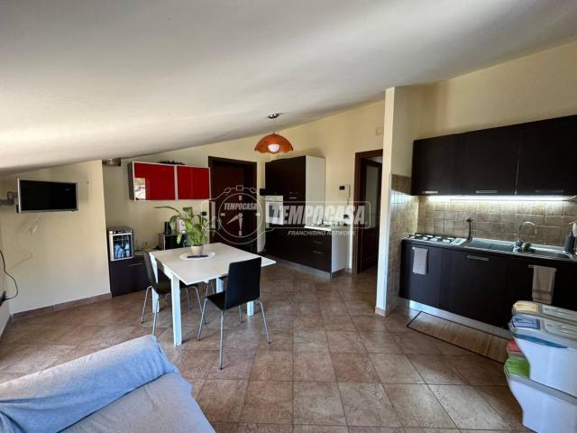 Trilocale via Luigi Amabile 1/b, Centro, Monteforte Irpino