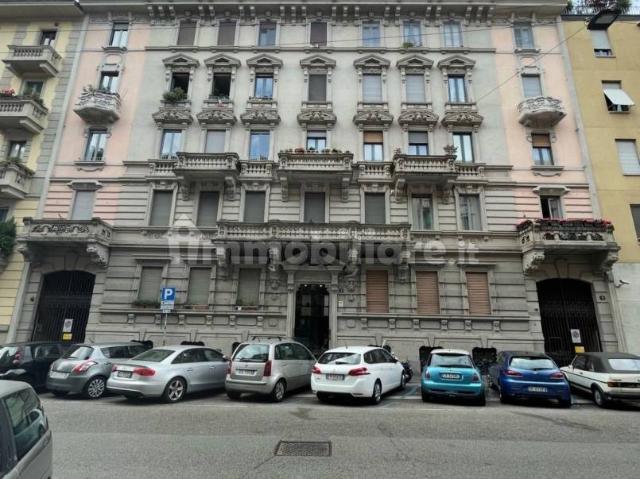 Trilocale via Leopoldo Cicognara 7, Plebisciti Susa, Milano