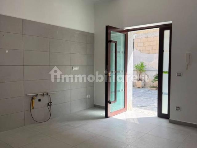 Trilocale via Limitone 21, Frattamaggiore