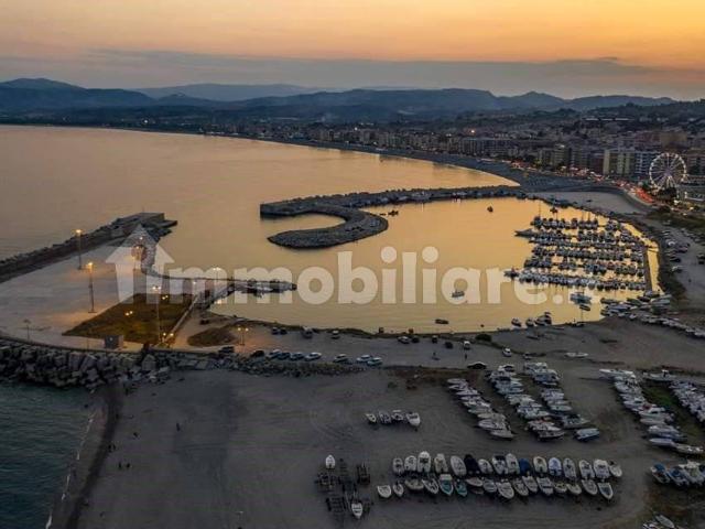 Trilocale via Livorno 1, Catanzaro Lido, Catanzaro