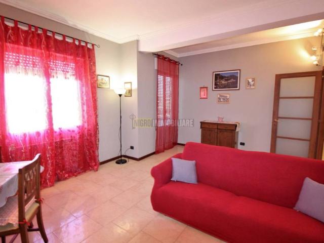 Trilocale via Livorno 27, Centro, Ladispoli