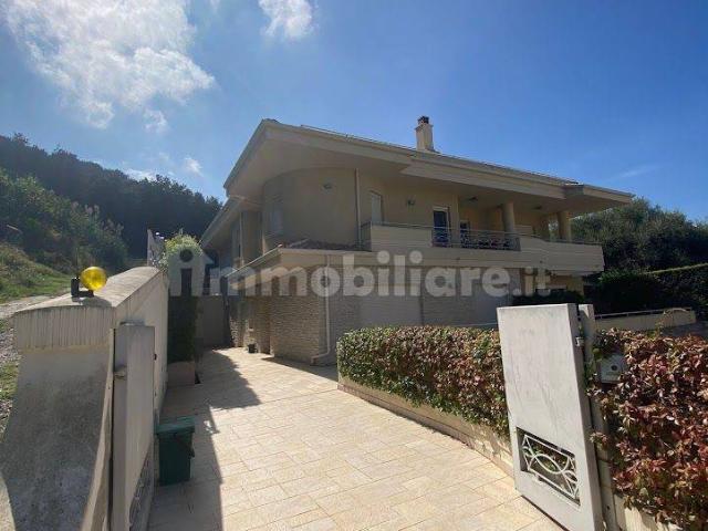 Trilocale via Longobardi 1, Vibo Marina, Vibo Valentia