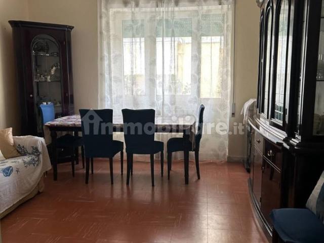 Trilocale via Papa Giovanni XXIII, Gaeta