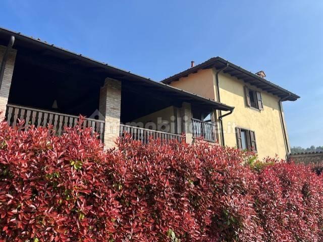 Trilocale via per Sombreno 46, Fontana Castagneta, Bergamo