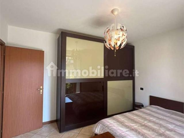 Trilocale via Piave, 26, Bardello con Malgesso e Bregano