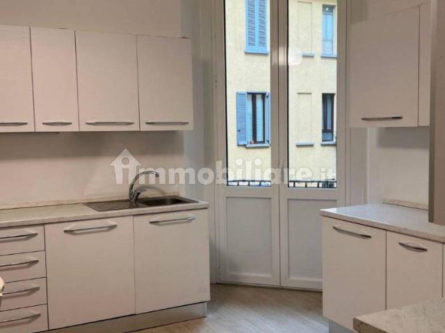 Trilocale via Polibio 5, Vercelli Wagner, Milano