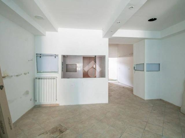 Trilocale via Porta Romana 56, Rieti