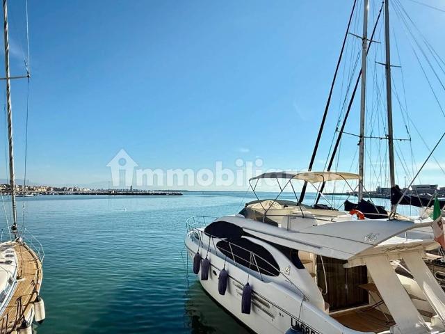 Trilocale via Porto Innocenziano, Centro Storico, Anzio