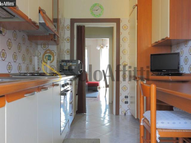 Trilocale via Prati 81, Desio