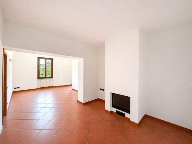 Trilocale via Privata Salvador Allende 11, Cazzago San Martino Calino, Cazzago San Martino