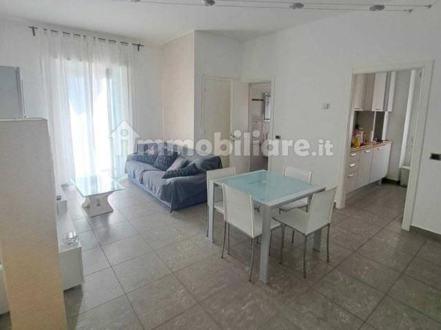 Trilocale via Privata Pavia 60, Centro, Sestri Levante