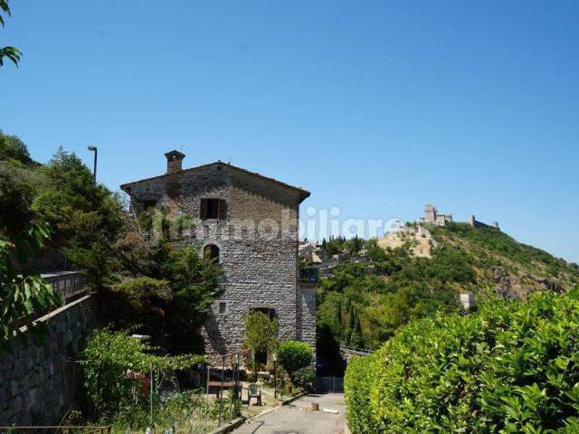 Trilocale via Renzo Rosati, Zona Nuova, Assisi