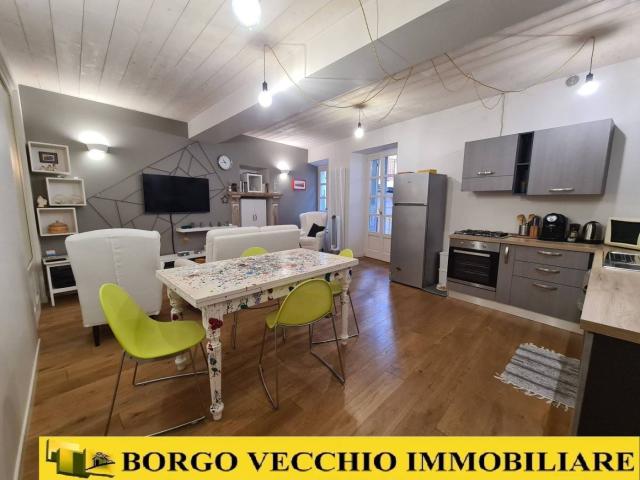 Trilocale via Roma 34, Centro Storico, Cuneo
