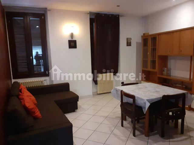 Trilocale via Roma, Centro, Cerro Maggiore