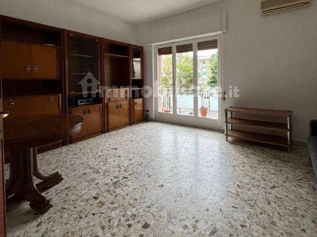 Trilocale via Roma, Pomezia Centro, Pomezia