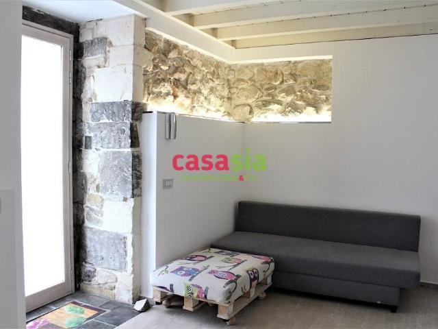 Trilocale via Sulsenti, Centro, Ragusa