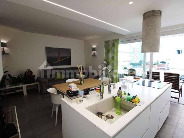 Trilocale via Sabotino, 10, Civitanova Sud, Civitanova Marche