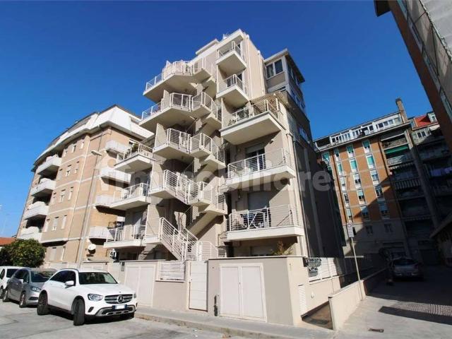 Trilocale via Sabotino, 10, Civitanova Sud, Civitanova Marche