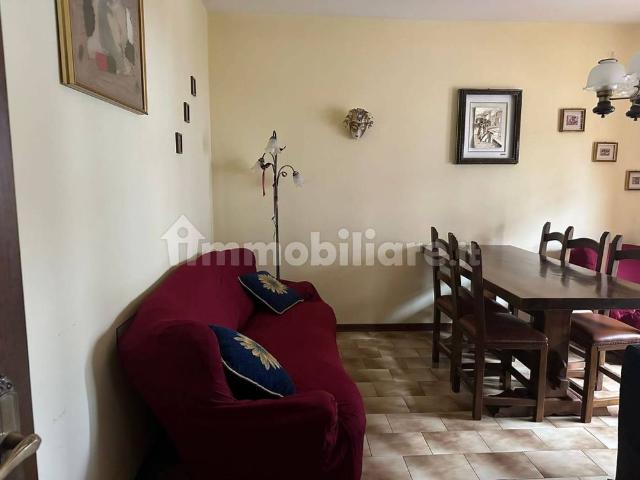 Trilocale via San Biagio 12BIS, Cerbara, Città di Castello