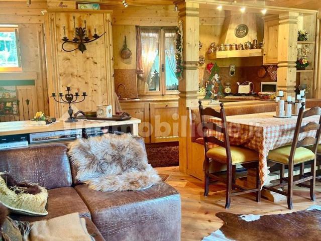 Trilocale via San Marco 76, San Vito, San Vito di Cadore