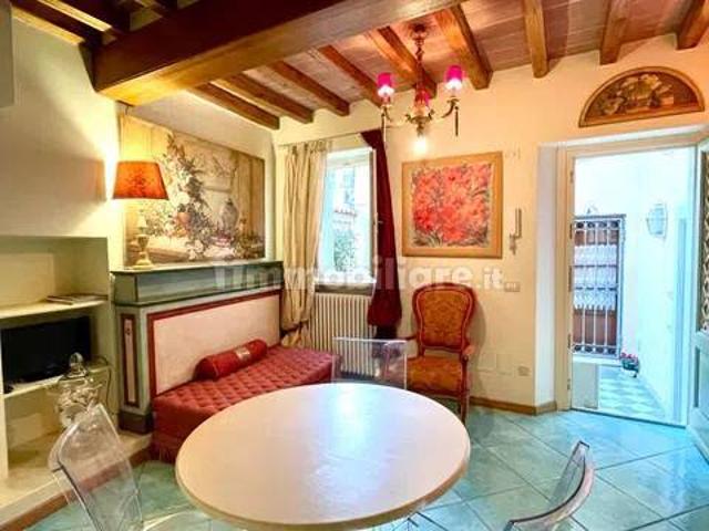 Trilocale via San Stagi, 9, Centro, Forte dei Marmi