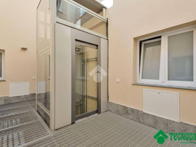 Trilocale via Sant'agostino 46, Centro Storico, La Spezia