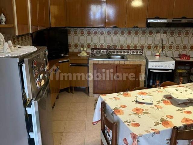 Trilocale via Scezzari, Cirò