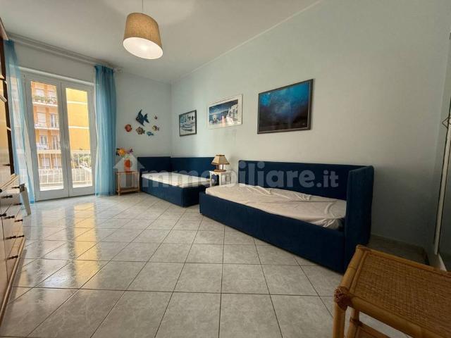 Trilocale via Sicilia 37, Centro, San Bartolomeo al Mare