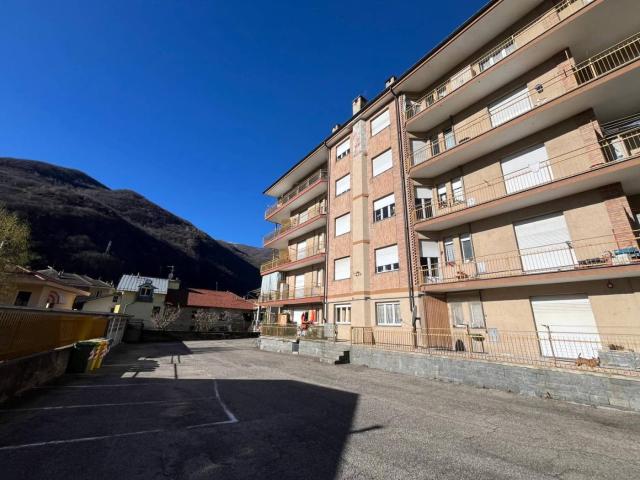 Trilocale via Soana 12, Centro, Pont Canavese