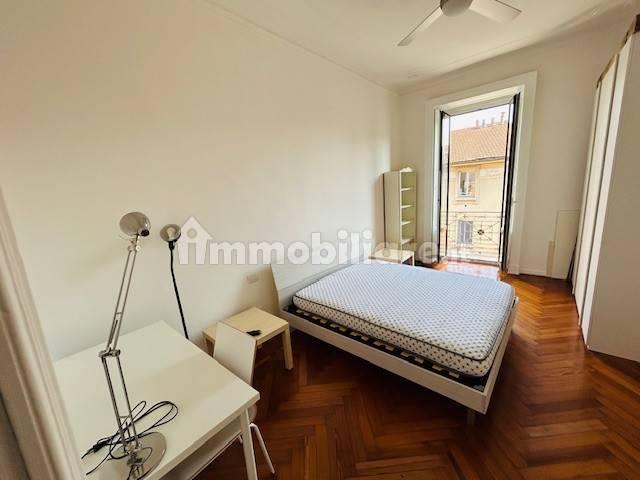 Trilocale via Spartaco 10, Montenero, Milano