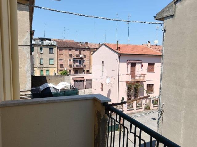 Trilocale via Tito Strozzi 24, San Benedetto, Ferrara