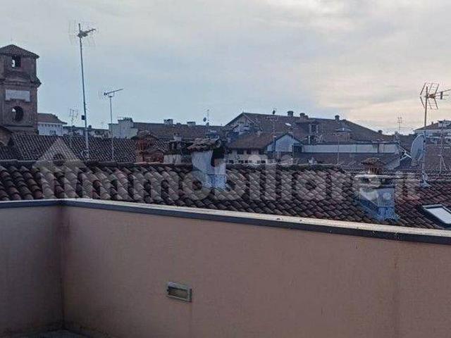 Trilocale via Torino 28, Centro, Savigliano