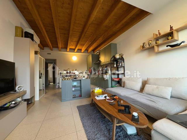 Trilocale via Torretta 18, Borgo Palazzo, Bergamo
