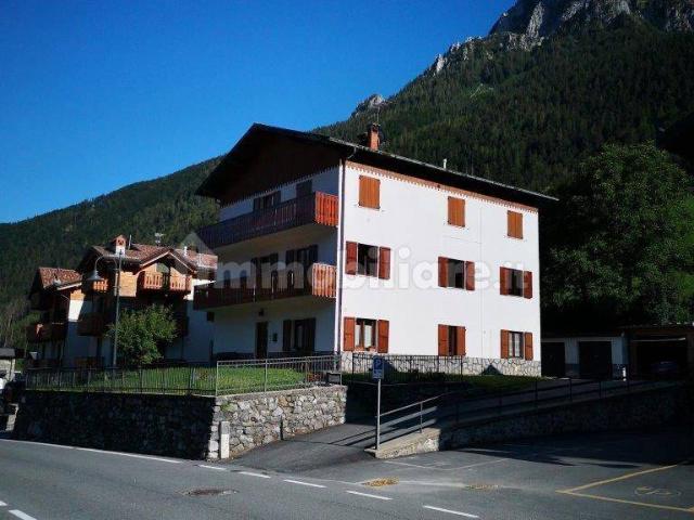 Trilocale via Tortola, Centro, Colere