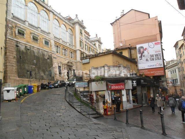 Trilocale via Ugo Foscolo, San Vincenzo, Genova