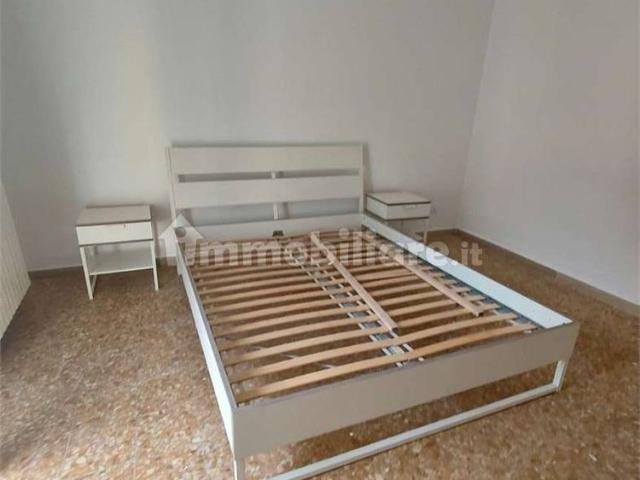 Trilocale via Vasari, 15, Archi, Ancona