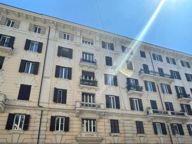 Trilocale via Velletri, Salario Porta Pia, Roma