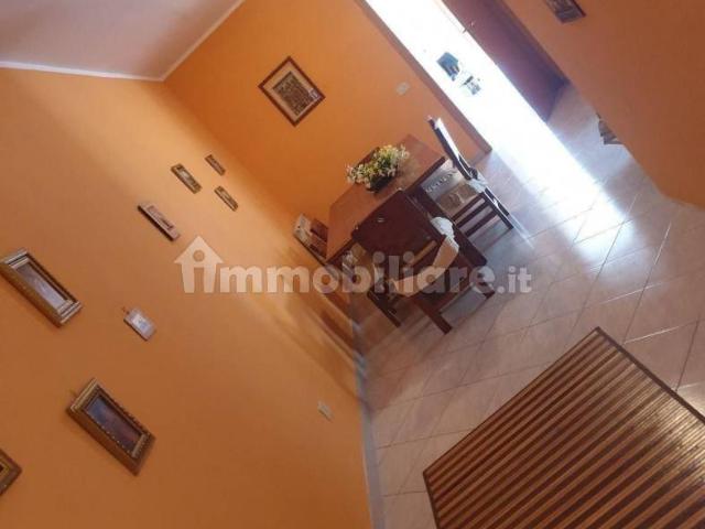 Trilocale via Verbania 35, Centro, Sabaudia