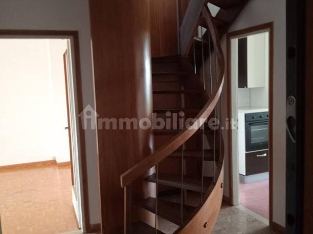 Trilocale viale 4 Novembre, Centro Storico, Lodi