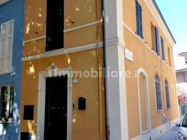 Trilocale viale Cairoli 41, Lido, Fano