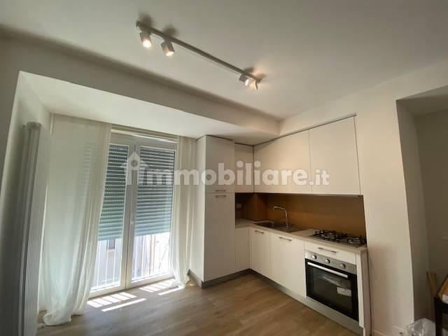 Trilocale viale Giuseppe Parini, Centro, Riccione