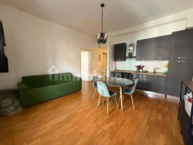 Trilocale viale Gian Galeazzo 2, Ticinese, Milano
