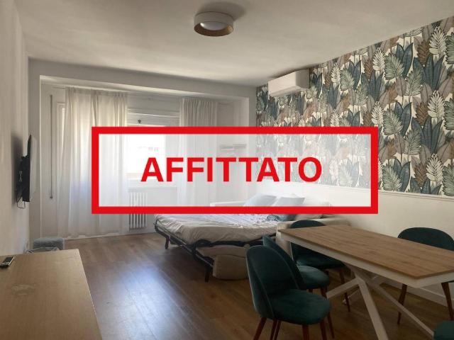 Trilocale viale degli Ammiragli, Cipro, Roma