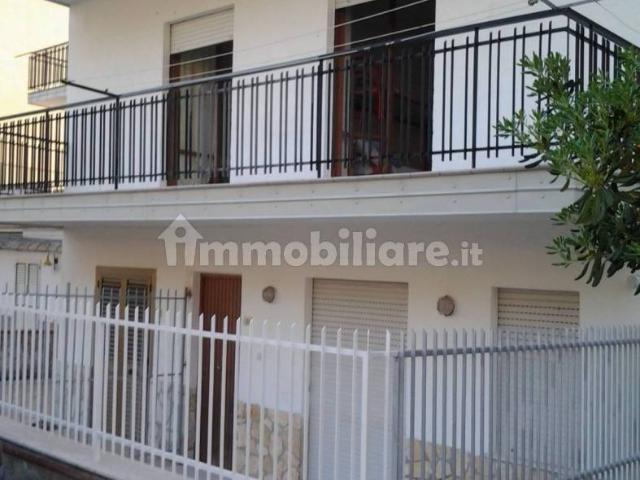 Trilocale viale degli Oleandri 30, Torremezzo Di Falconara, Falconara Albanese