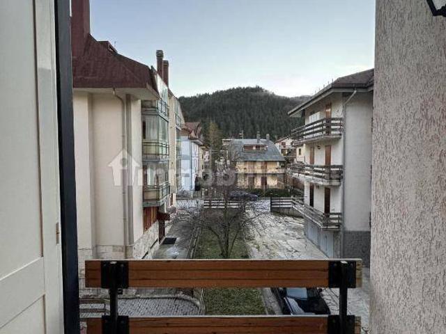 Trilocale viale dei Tigli 29a, Centro, Roccaraso